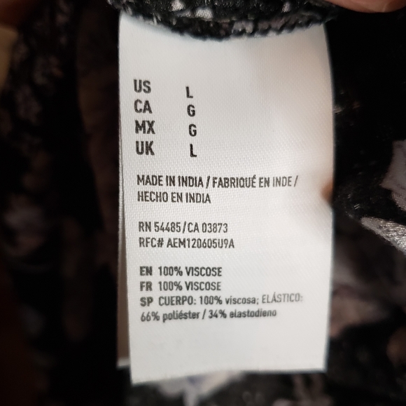 Floral Crop Top - Picture 6 of 6